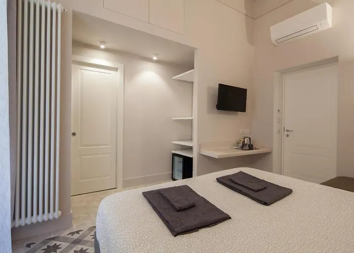Room222 - Stylish Old Town - 5' Station To Cinque Terre Penzion